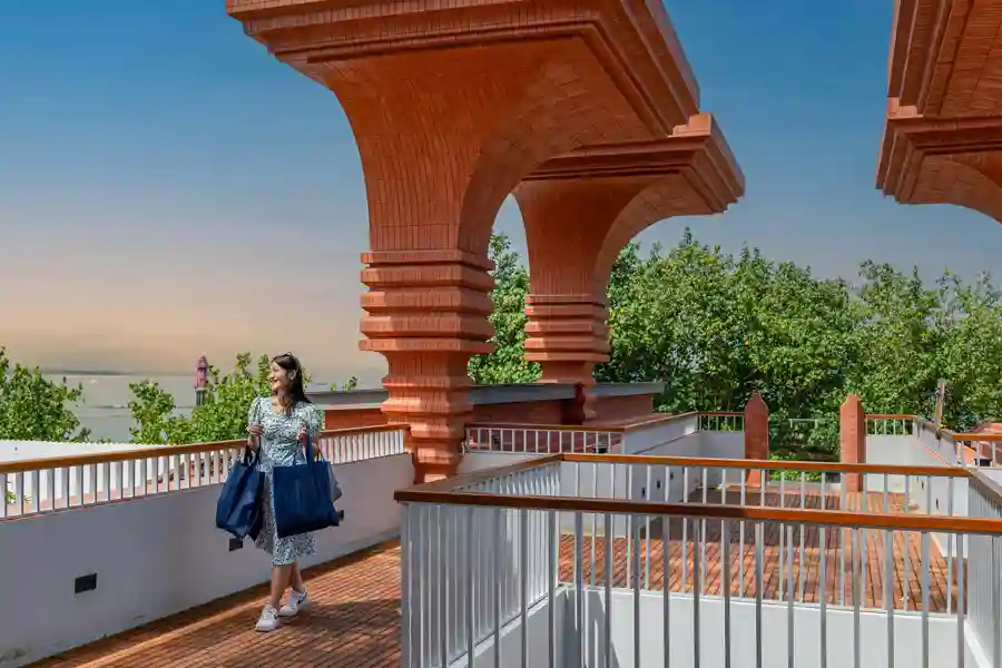 KEK Sanur akan menjadi World Class Medical & Wellness Centre atau Pusat Layanan Kesehatan dan Pariwisata dengan fasilitas terintegrasi berstandar internasional.