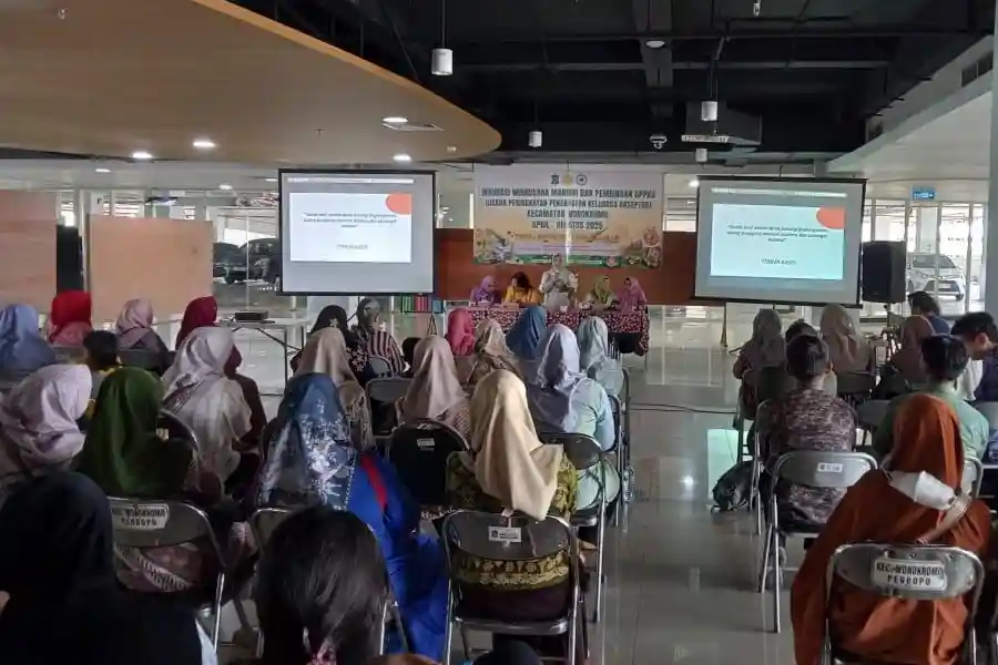 Pemkot Surabaya gandeng UPN Veteran Jatim beri pelatihan UPPKA 2025 untuk bantu UMKM Wonokromo naik kelas dan tembus pasar digital