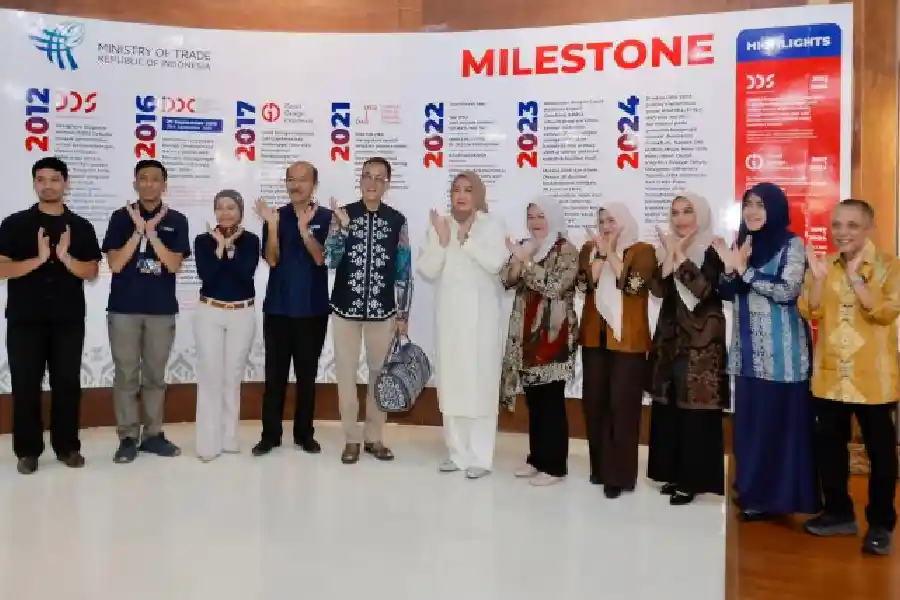 Dekranasda Aceh jajaki kerja sama dengan Kemendag RI melalui IDDC untuk tingkatkan daya saing UMKM dan dorong ekspor produk kerajinan lokal.
