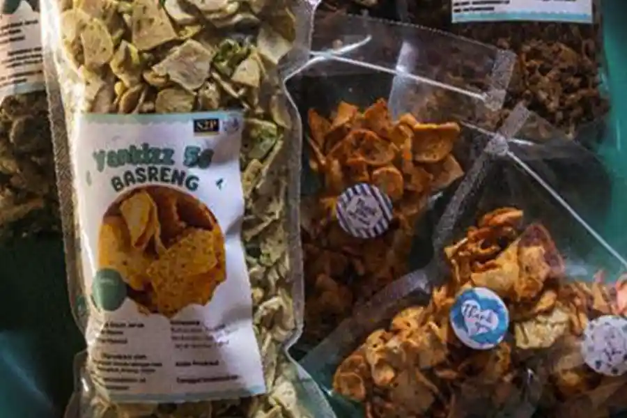 Beberapa contoh produk UMKM binaan PT S2P