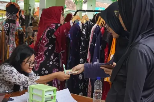 SMEXPO Yogyakarta 2025 catat transaksi Rp2 miliar. UMKM binaan Pertamina tembus pasar global hingga Eropa dan Asia.