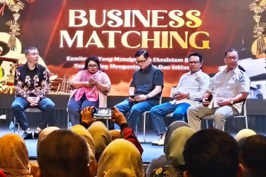 Dinas Koperasi dan Usaha Kecil Jawa Barat menggelar Business Matching Jabar Rise Expo 2025 untuk mempertemukan UMKM dengan mitra offtaker potensial.
