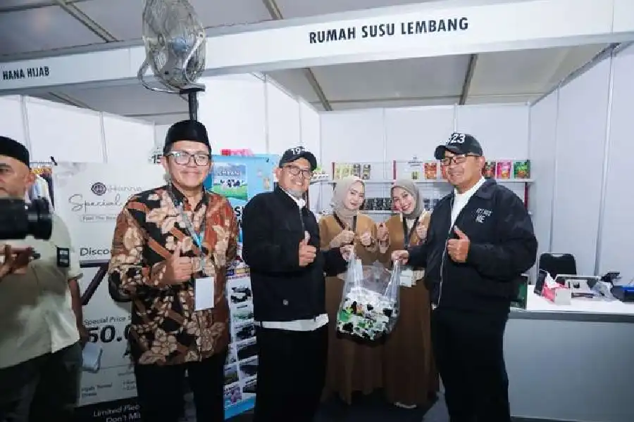 Persis Ramadan Expo 2026 digelar di Bandung. Ajang ini menghadirkan puluhan UMKM dan mendorong penguatan ekonomi umat berbasis koperasi.