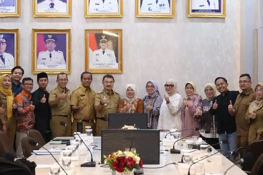 DPRD Jabar kunjungi Bekasi untuk perkuat data dan pengembangan UKM. Fokus pada potensi, tantangan, dan sinergi kebijakan ekonomi daerah (foto: Dok Pemkot Bekasi)