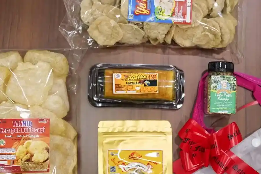 PT TIMAH serap produk UMKM pasca Lebaran, bantu pelaku usaha bertahan di tengah penurunan penjualan dan kenaikan biaya produksi.